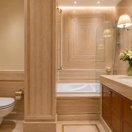 The Train Bed and Breakfast 3*
