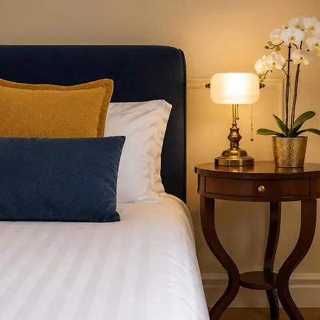 Bed and Breakfast The Train 3*
